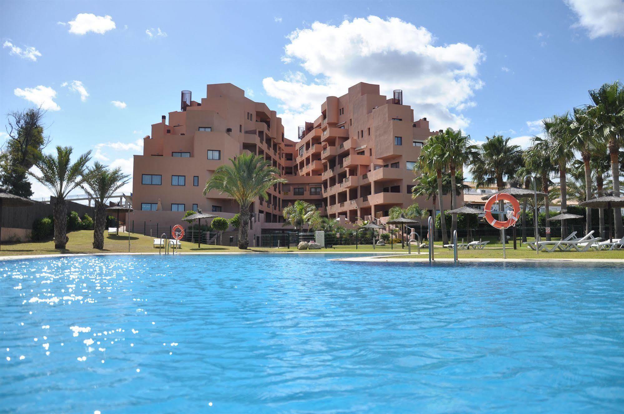 Apartamentos Turisticos Don Juan Manilva Exterior foto